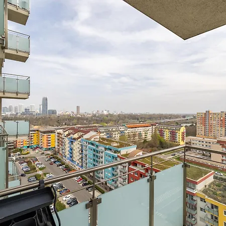 アパート Petrzalka Retreat *