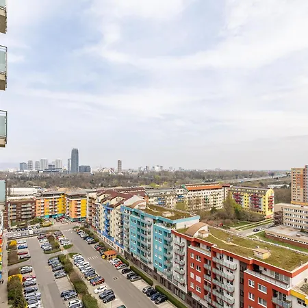 Апартаменты Petrzalka Retreat *